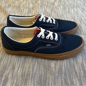 Vans Gum Era men size 10.5 dark blue/gum worn once